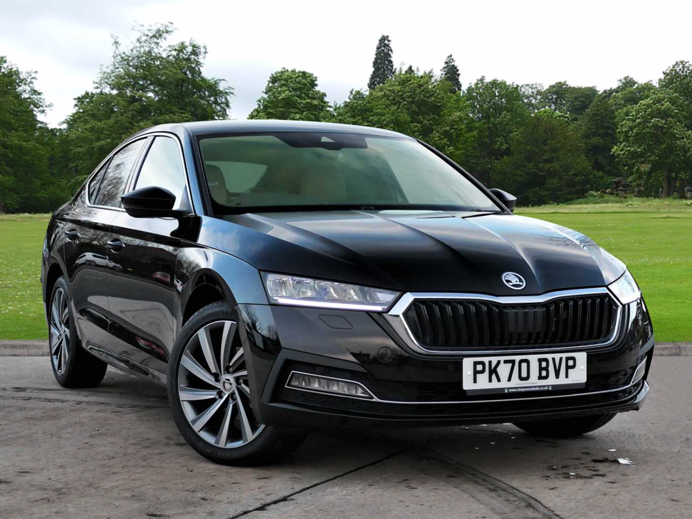 Black skoda octavia