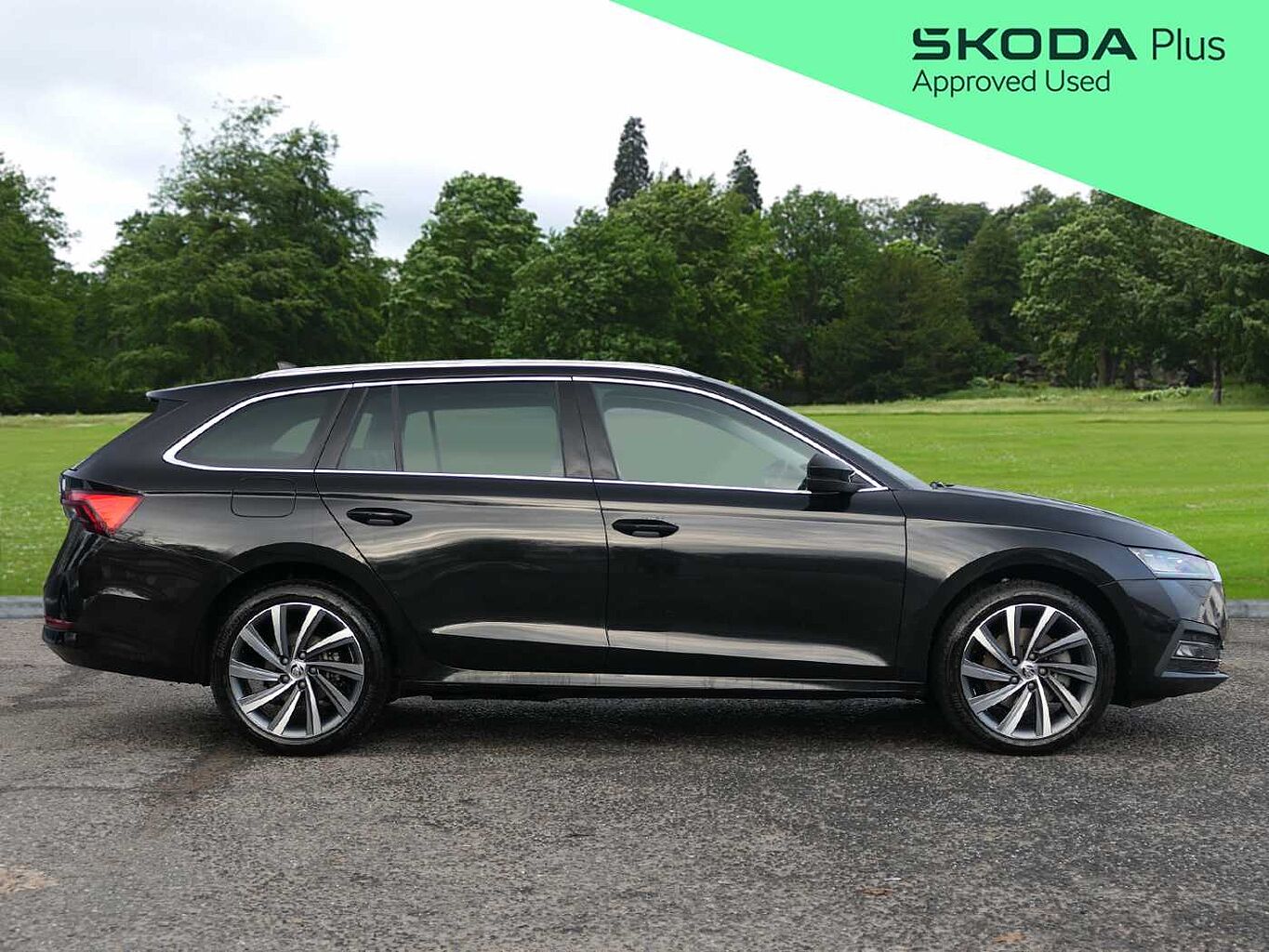 SKODA Octavia Estate 1.4 TSI iV SE L DSG 5dr