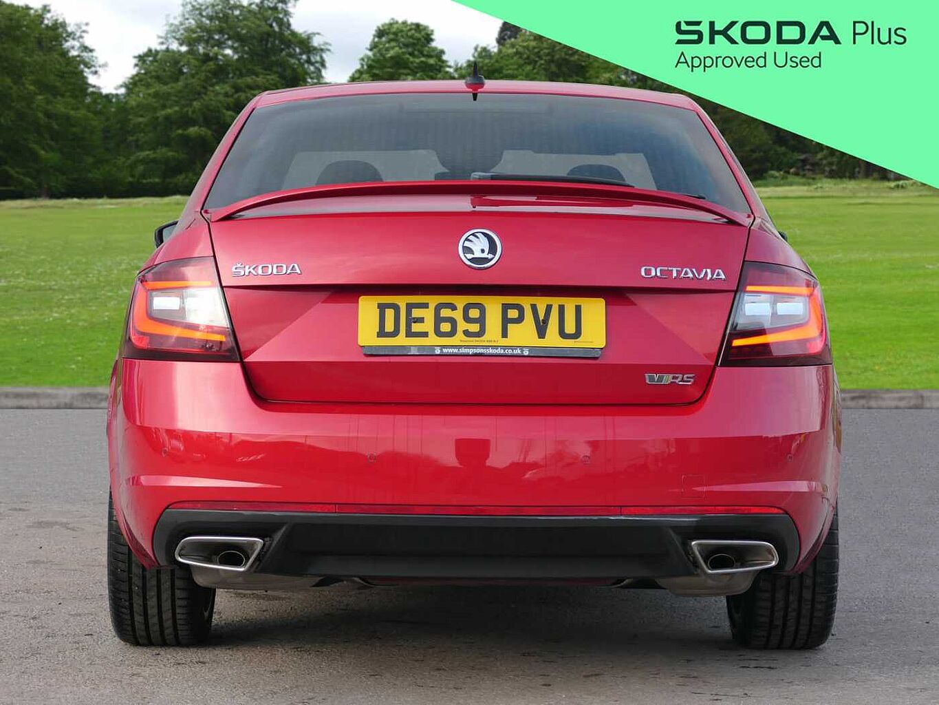 SKODA Octavia vRS Hatch (2017) 2.0 TSI vRS 245 DSG