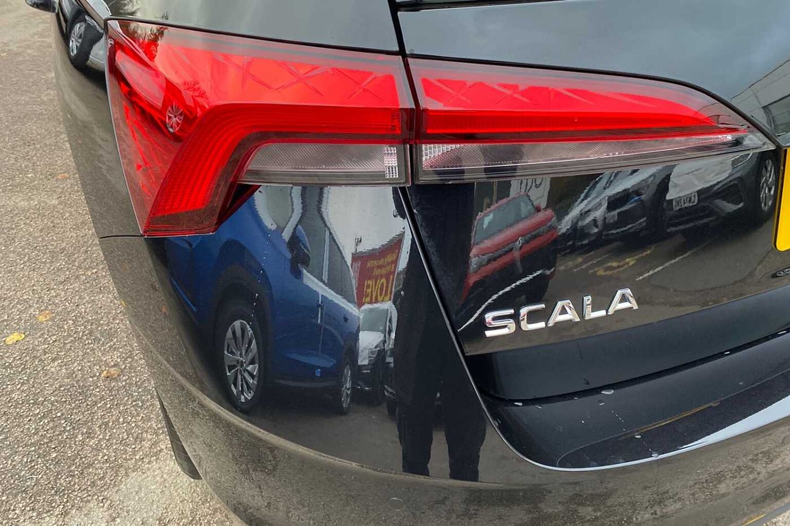 SKODA Scala 5-Dr 1.0 TSI (95ps) SE