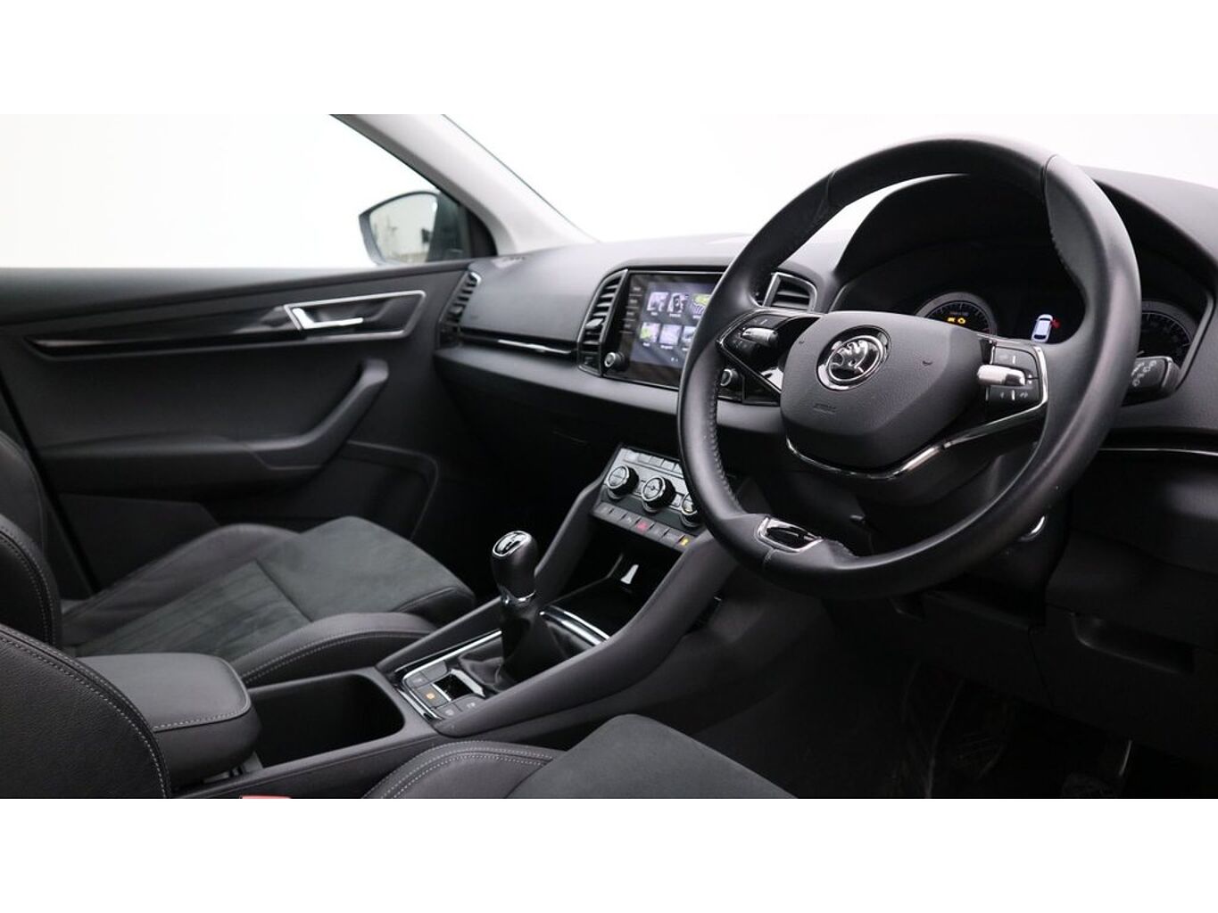 SKODA Karoq SE L 1.5 TSI 150 PS 6G Man