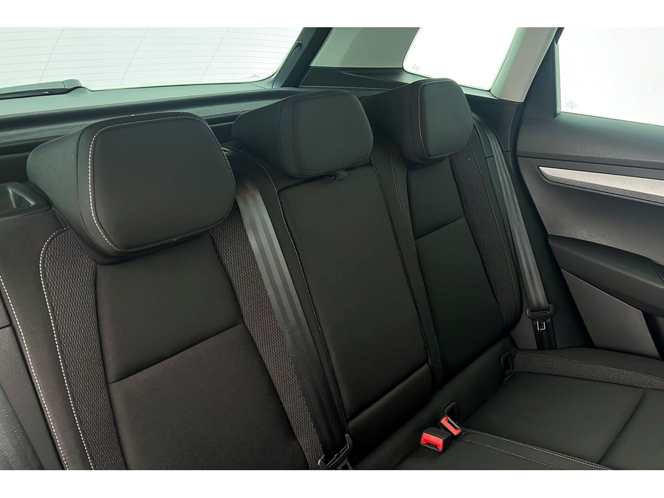 SKODA Karoq SE Drive 1.5 TSI 150 PS DSG