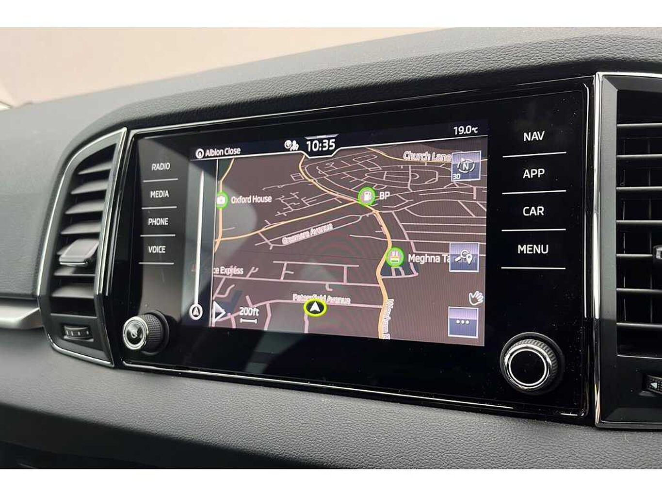SKODA Karoq SE Drive 1.5 TSI 150 PS DSG