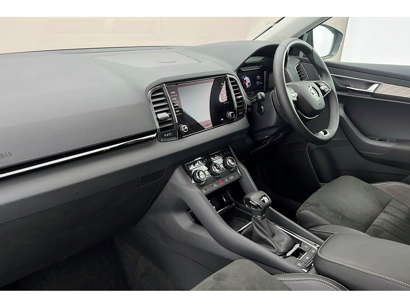 SKODA Karoq SE L 1.5 TSI 150 PS DSG