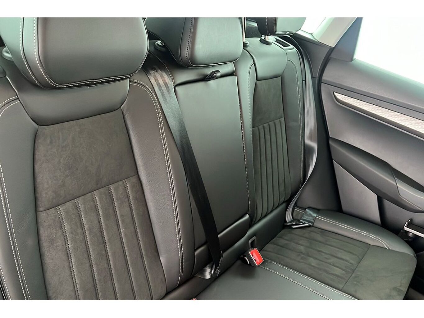 SKODA Karoq SE L 1.5 TSI 150 PS DSG