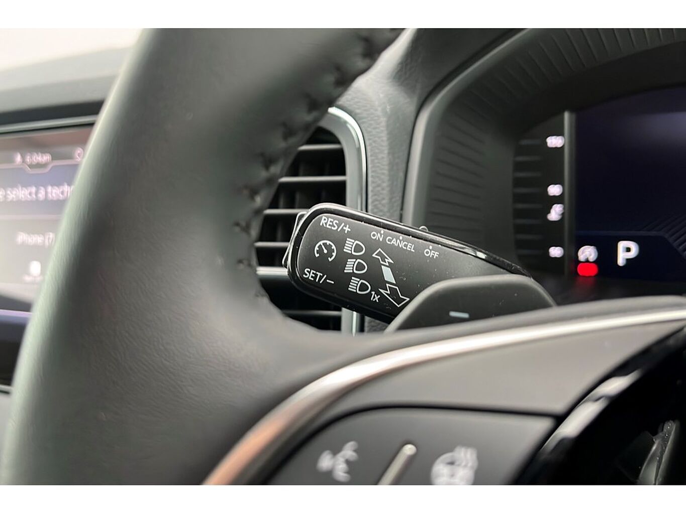 SKODA Karoq SE L 1.5 TSI 150 PS DSG