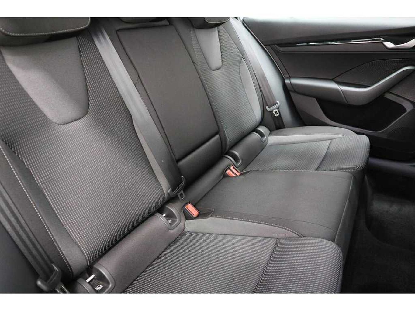 SKODA Octavia Estate SE Technology 1.5 TSI 116 PS 6G Man