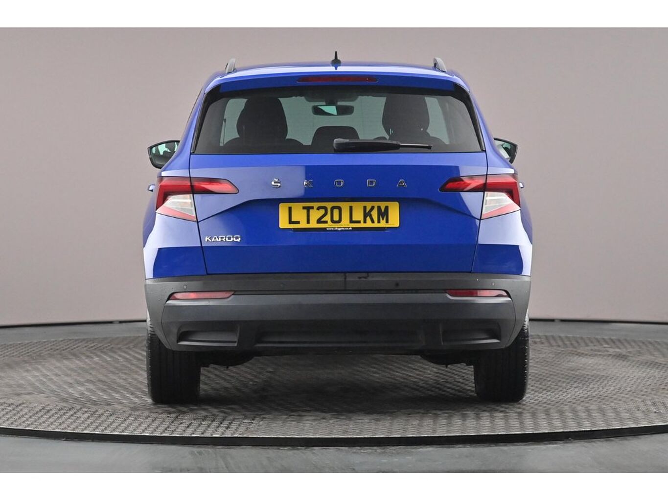 SKODA Karoq SE Drive 1.0 TSI 115 PS 6G Man