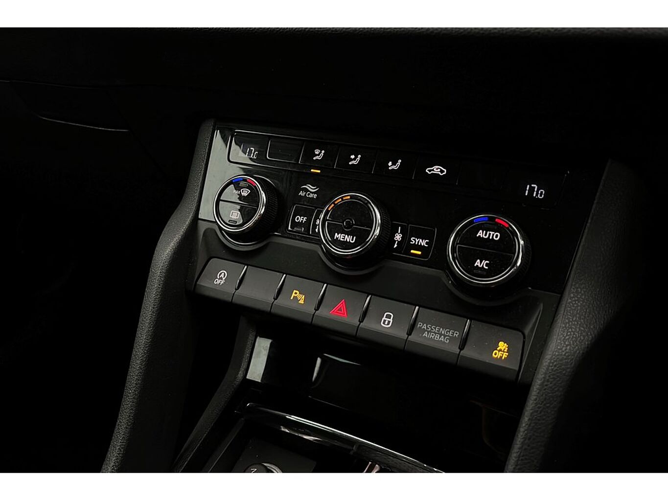 SKODA Karoq SE Drive 1.0 TSI 115 PS 6G Man