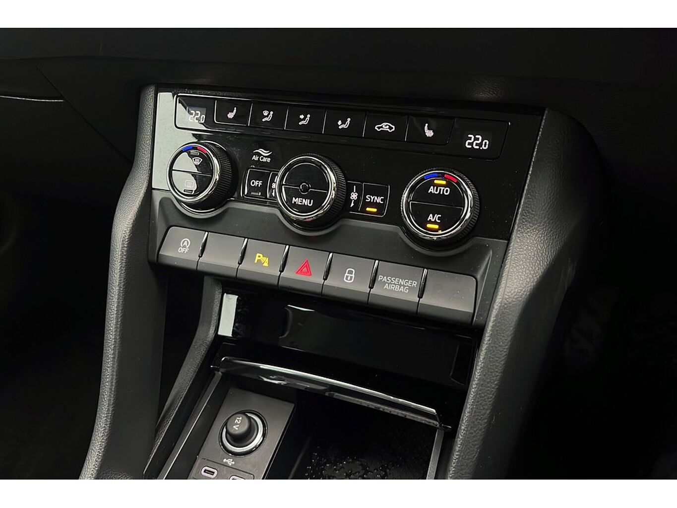 SKODA Karoq SE L 1.5 TSI 150 PS DSG