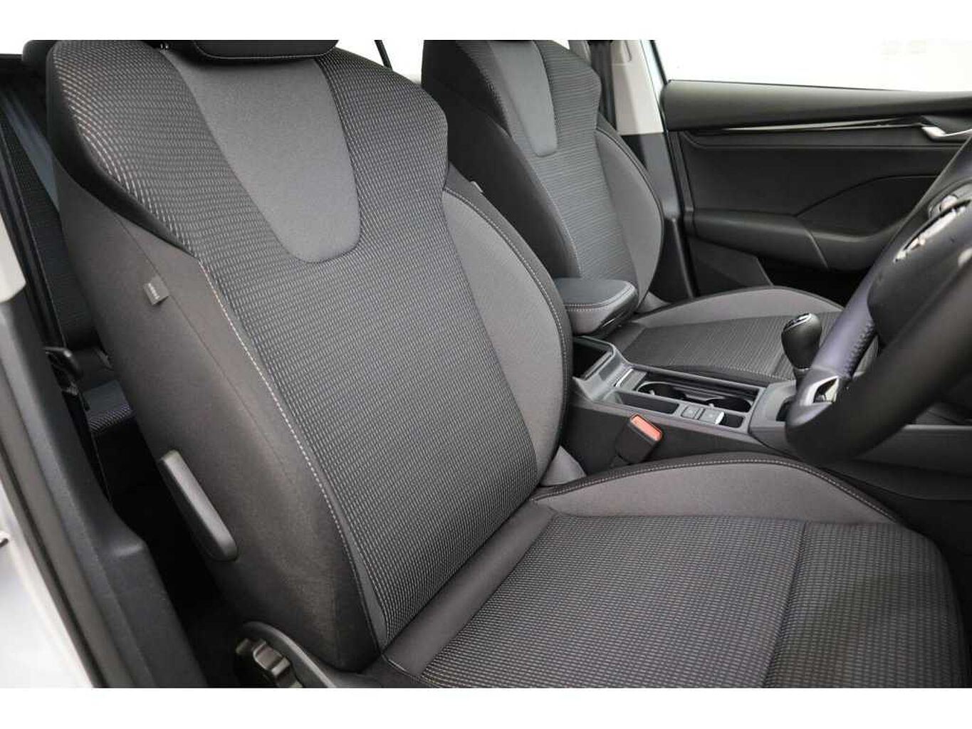 SKODA Octavia Estate SE Technology 1.5 TSI 116 PS 6G Man