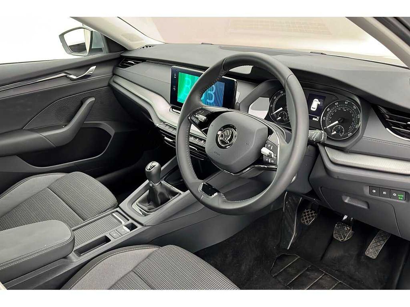 SKODA Octavia Estate SE 1.5 TSI 150 PS 6G Man