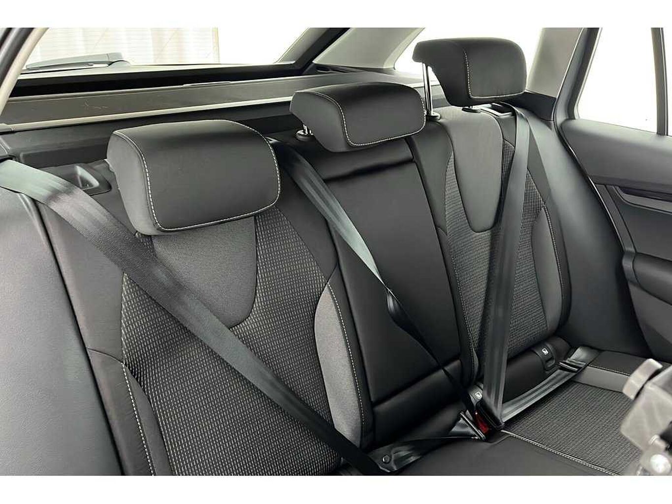 SKODA Octavia Estate SE 1.5 TSI 150 PS 6G Man