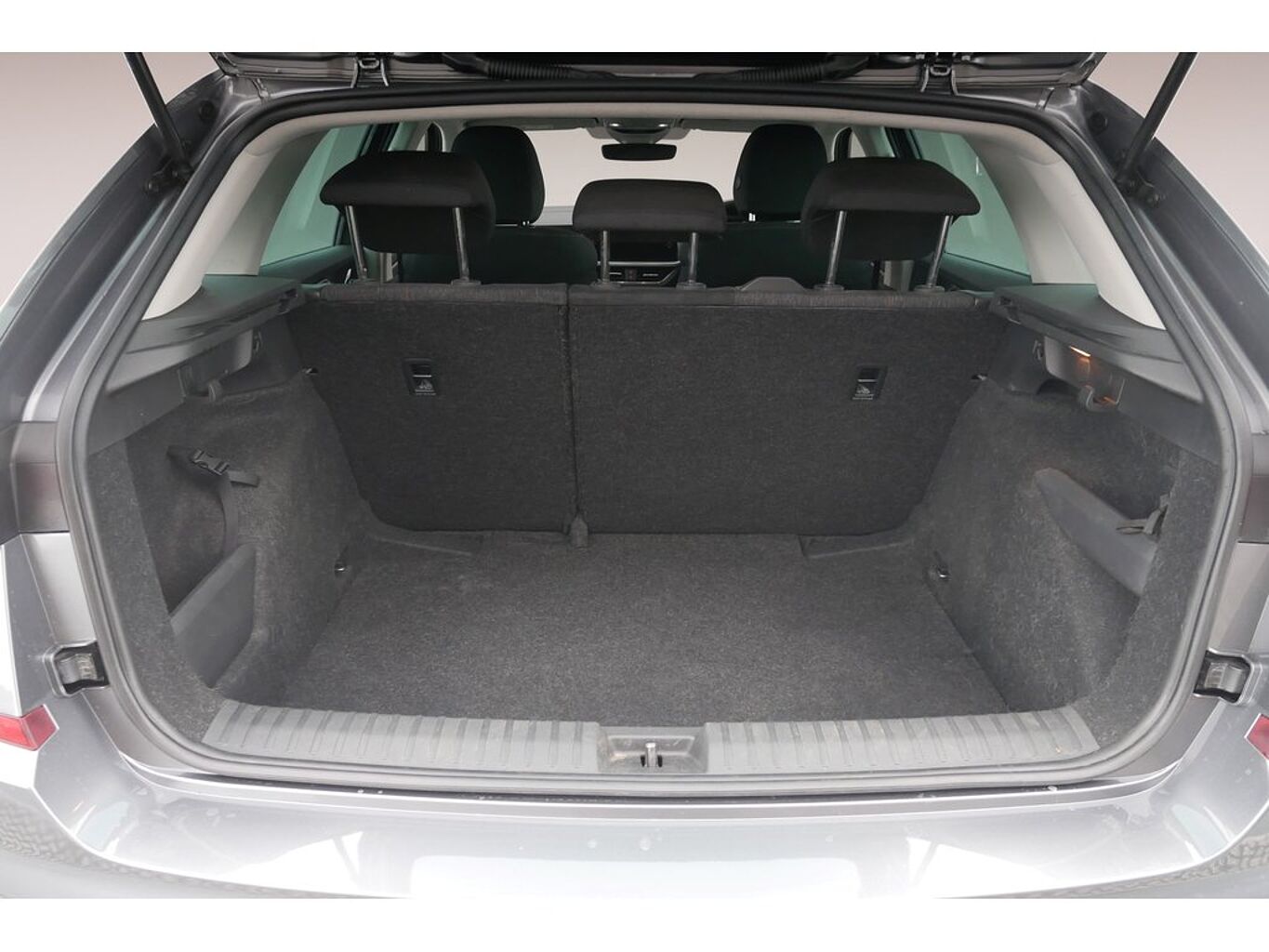 SKODA Kamiq SE L Executive 1.0 TSI 110 PS 6G Man