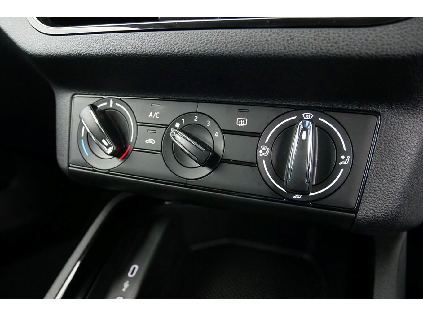 SKODA Kamiq 1.5 TSI (150ps) SE SUV