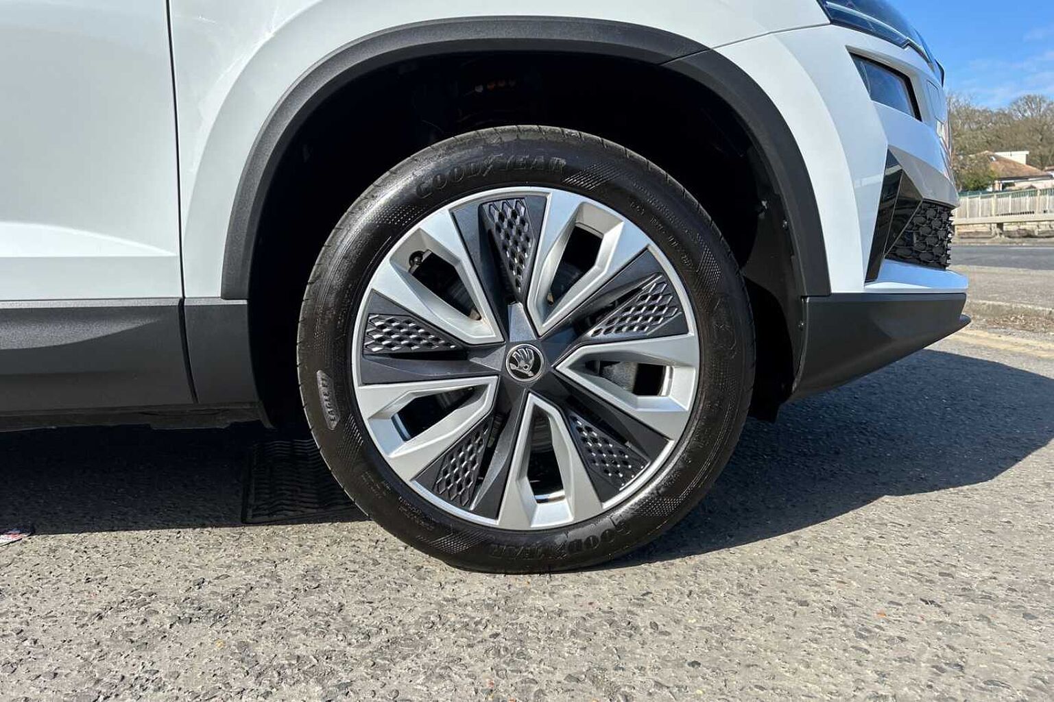 SKODA Karoq 1.5 TSI ACT SE L SUV 5dr Petrol Manual Euro 6 (s/s) (150 ps)