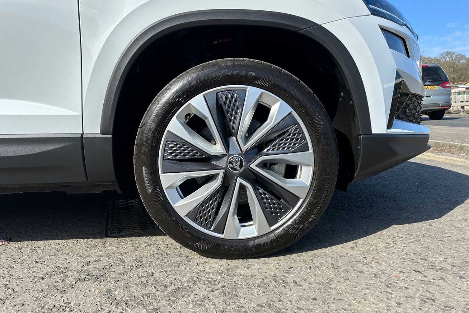 SKODA Karoq 1.5 TSI ACT SE L SUV 5dr Petrol Manual Euro 6 (s/s) (150 ps)