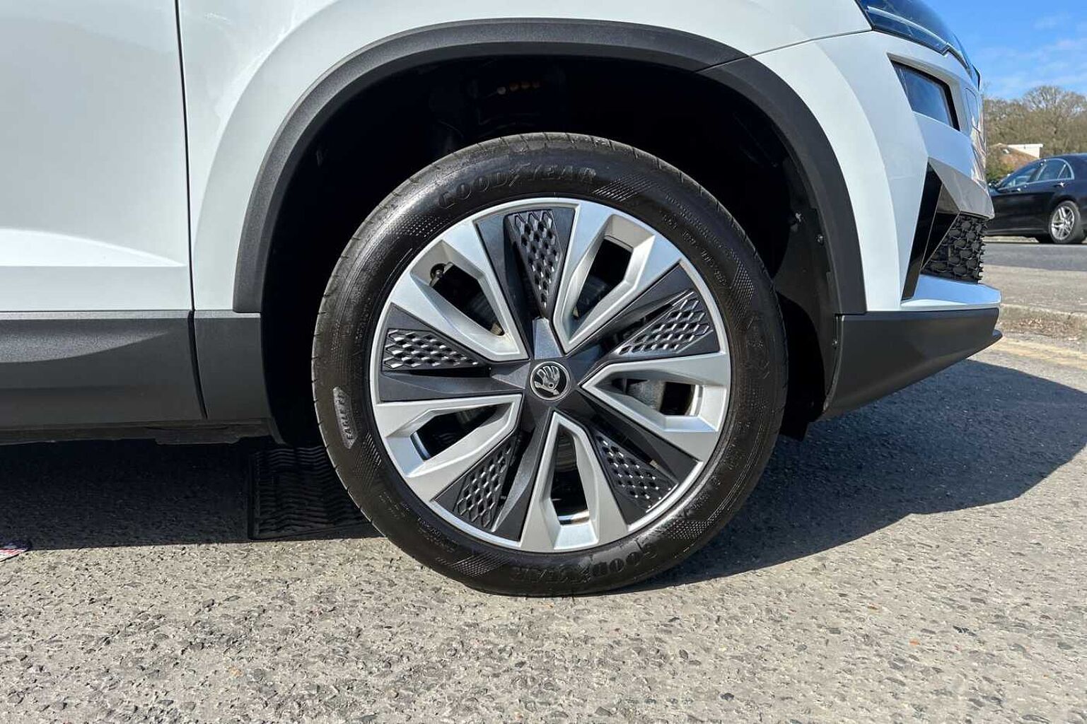 SKODA Karoq 1.5 TSI ACT SE L SUV 5dr Petrol Manual Euro 6 (s/s) (150 ps)