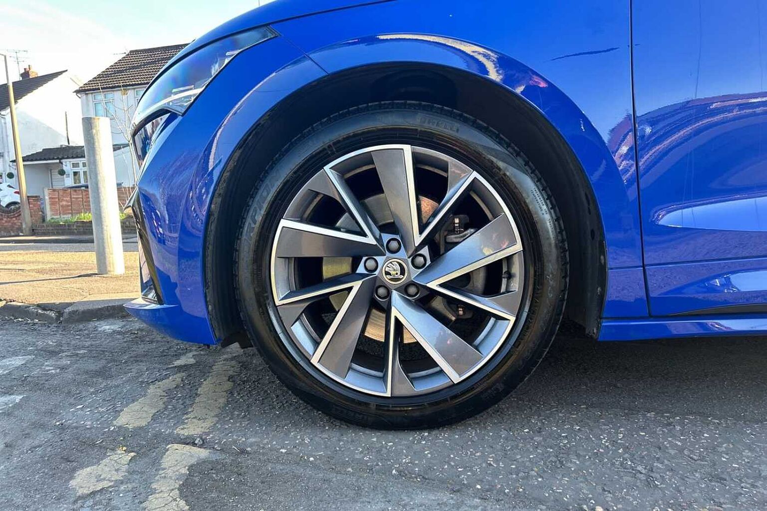 SKODA Enyaq 82kWh 80 SportLine SUV 5dr Electric Auto (DC125kW) (204 ps)