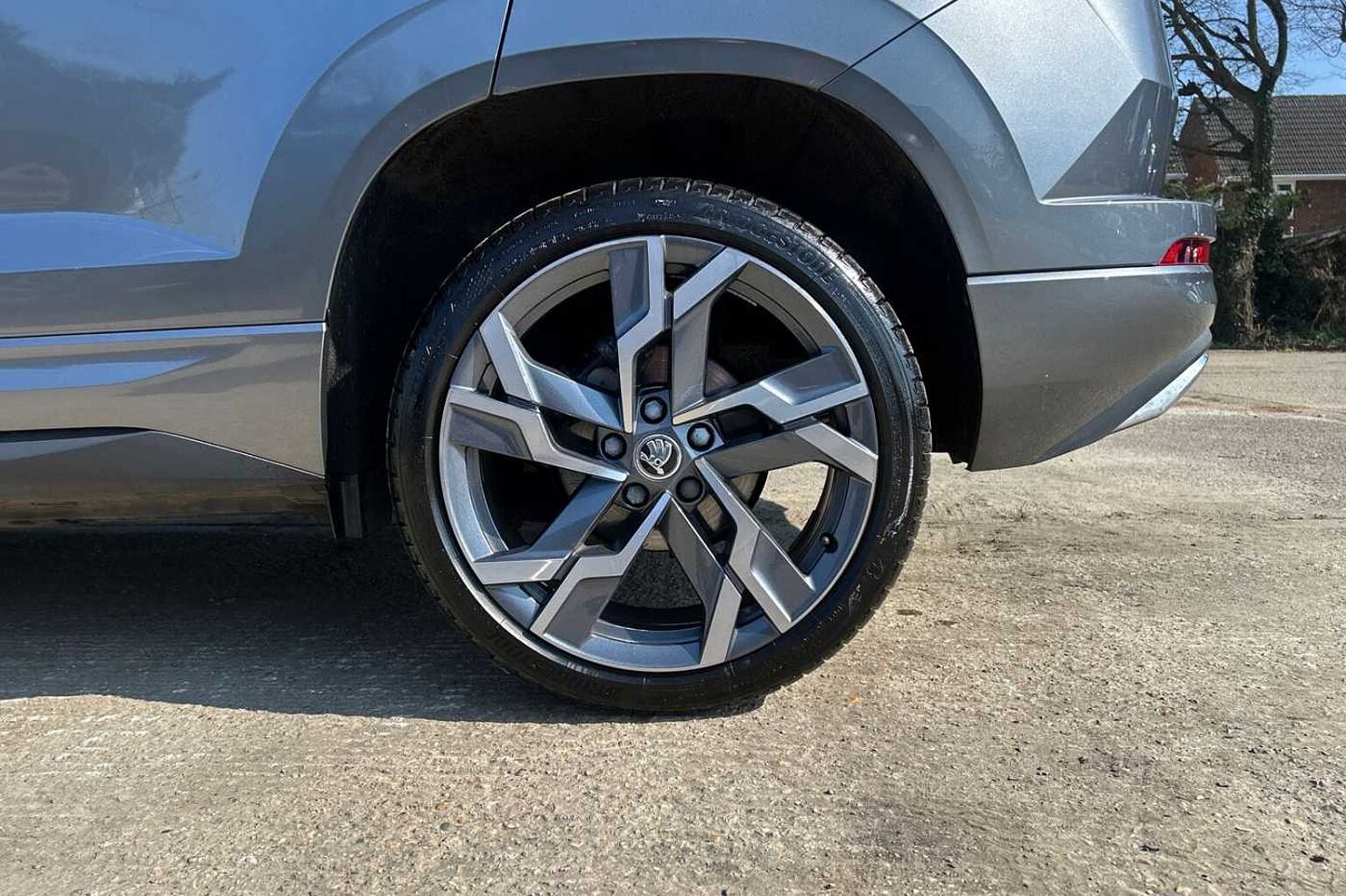 SKODA Karoq 1.5 TSI ACT SportLine SUV 5dr Petrol DSG Euro 6 (s/s) (150 ps)