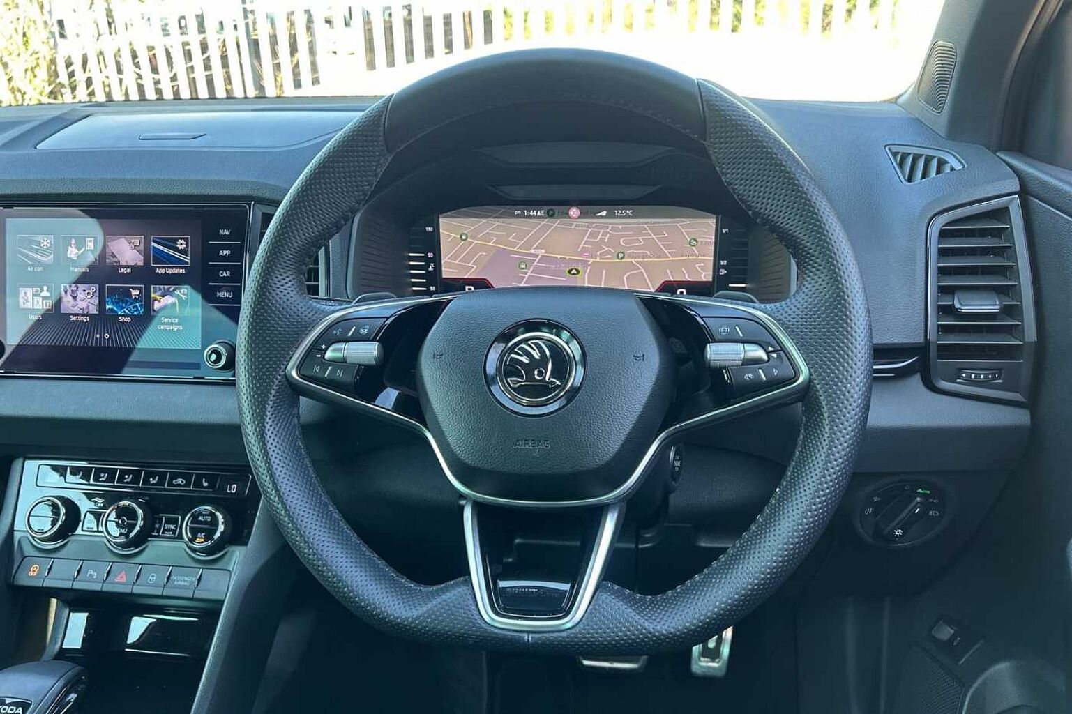 SKODA Karoq 1.5 TSI ACT SportLine SUV 5dr Petrol DSG Euro 6 (s/s) (150 ps)