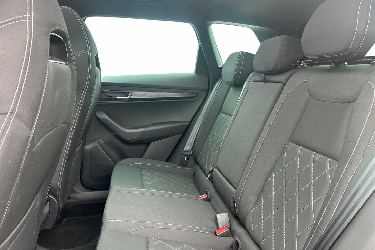 SKODA Karoq 2.0 TSI SportLine SUV 5dr Petrol DSG 4WD Euro 6 (s/s) (190 ps)