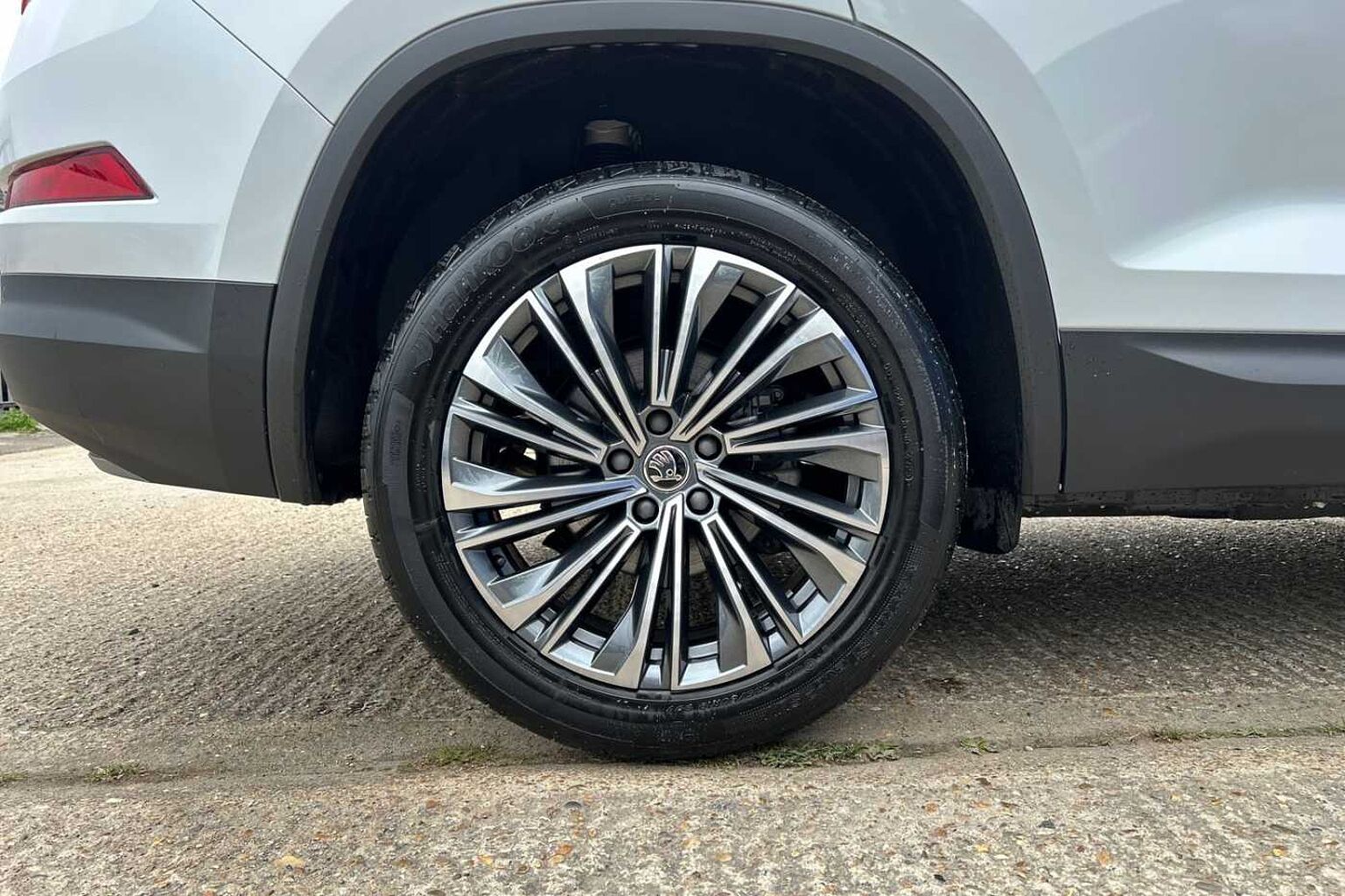 SKODA Kodiaq 1.5 TSI ACT SE L Executive SUV 5dr Petrol DSG Euro 6 (s/s) (7 Seat) (150 ps)
