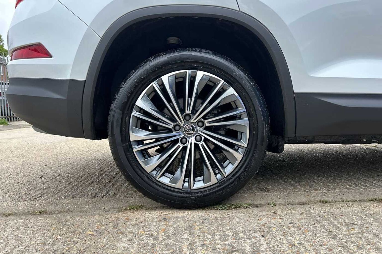 SKODA Kodiaq 1.5 TSI ACT SE L Executive SUV 5dr Petrol DSG Euro 6 (s/s) (7 Seat) (150 ps)