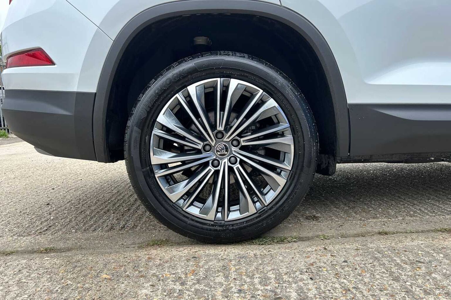 SKODA Kodiaq 1.5 TSI ACT SE L Executive SUV 5dr Petrol DSG Euro 6 (s/s) (7 Seat) (150 ps)
