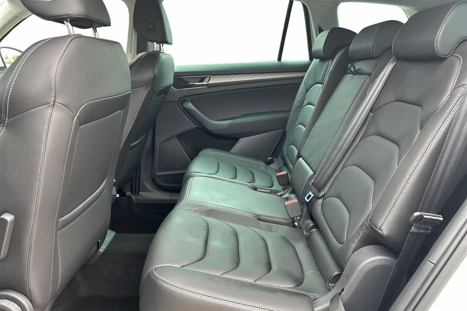 SKODA Kodiaq 1.5 TSI ACT SE L Executive SUV 5dr Petrol DSG Euro 6 (s/s) (7 Seat) (150 ps)