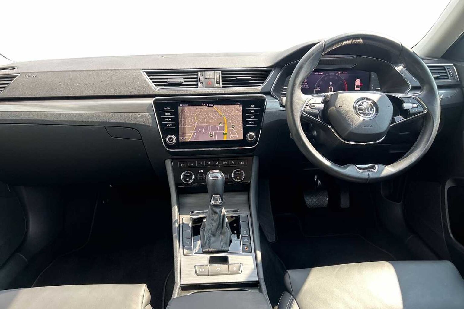 SKODA Superb 2.0 TSI SE L Hatchback 5dr Petrol DSG Euro 6 (s/s) (190 ps)