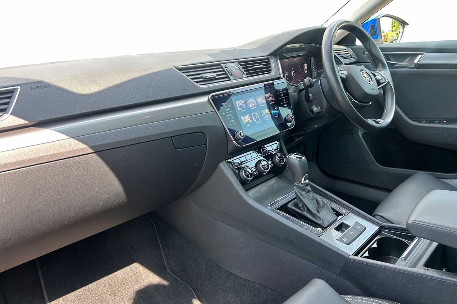 SKODA Superb 2.0 TSI SE L Hatchback 5dr Petrol DSG Euro 6 (s/s) (190 ps)