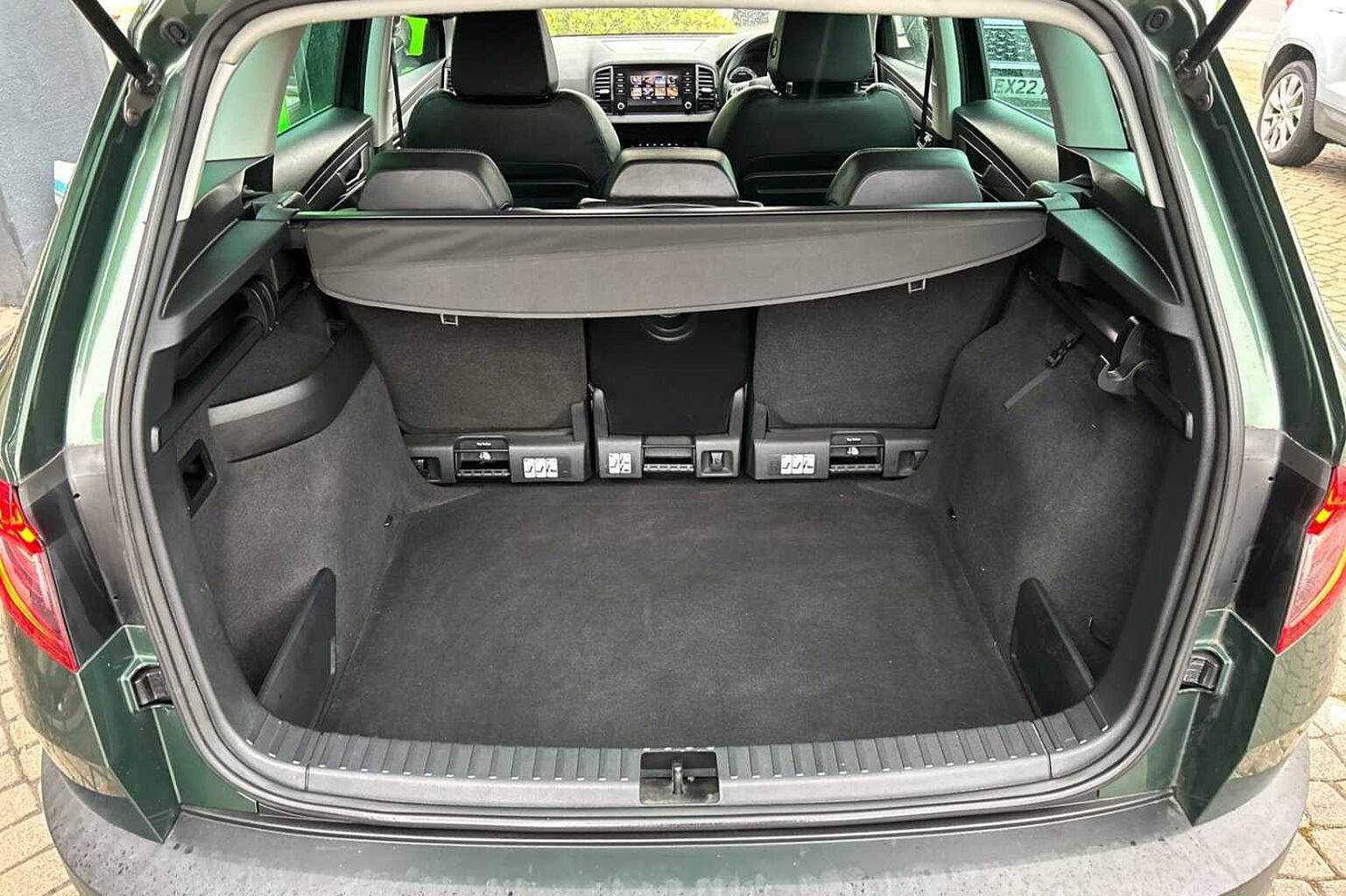 SKODA Karoq 1.0 TSI SE L SUV 5dr Petrol Manual Euro 6 (s/s) (115 ps)