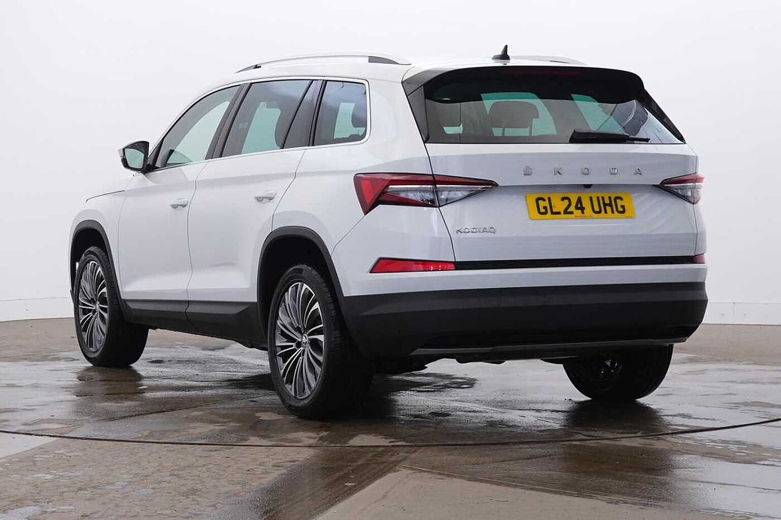 SKODA Kodiaq 1.5 TSI ACT SE L Executive SUV 5dr Petrol DSG Euro 6 (s/s) (7 Seat) (150 ps)