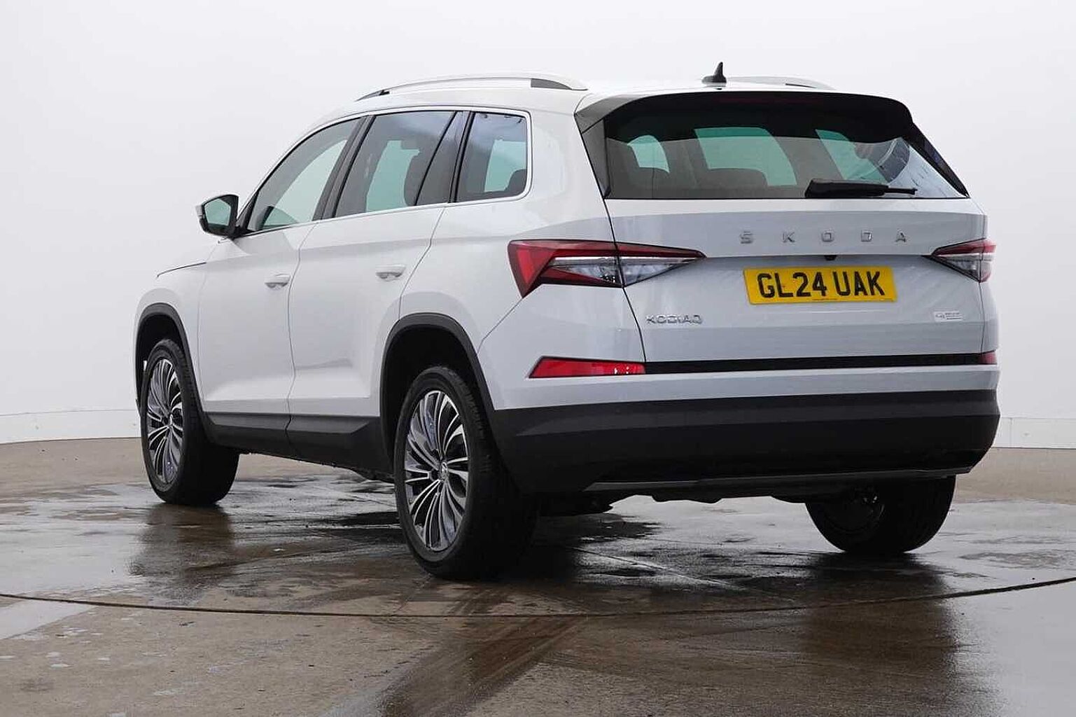SKODA Kodiaq 1.5 TSI ACT SE L Executive SUV 5dr Petrol DSG Euro 6 (s/s) (7 Seat) (150 ps)