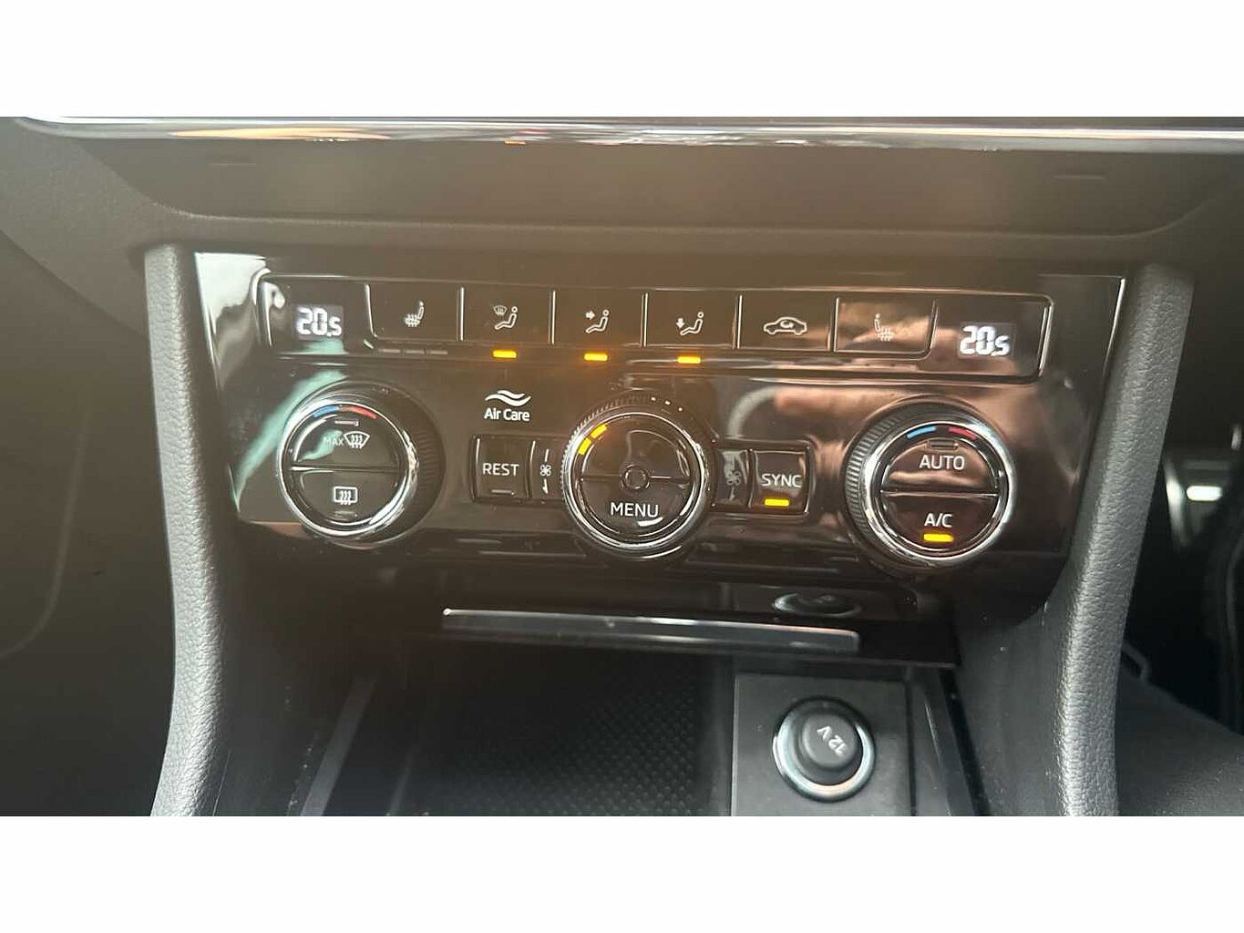 SKODA SUPERB 1.5 TSI Sport Line Plus 5dr DSG
