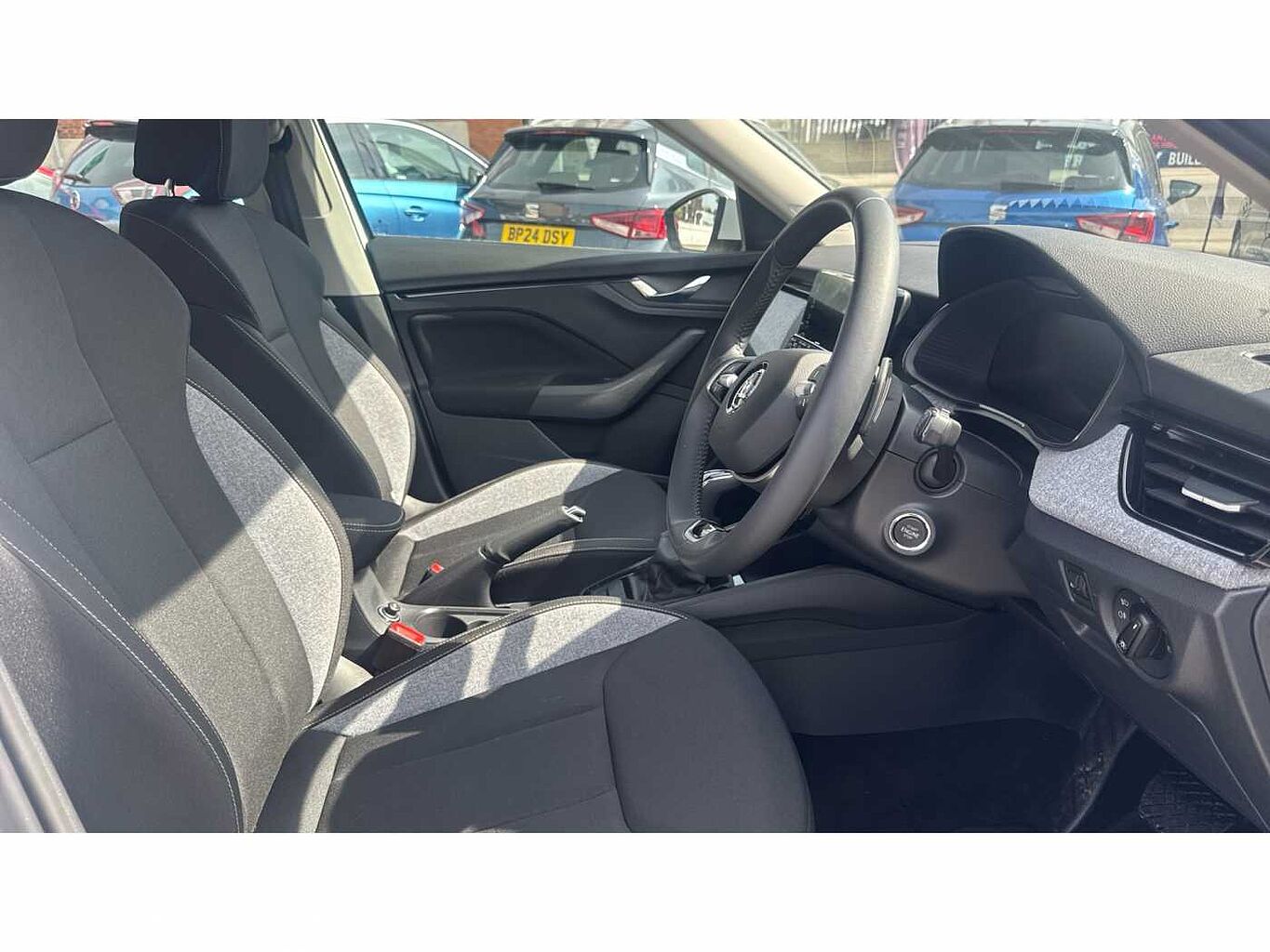 SKODA KAMIQ 1.0 TSI SE 5dr DSG