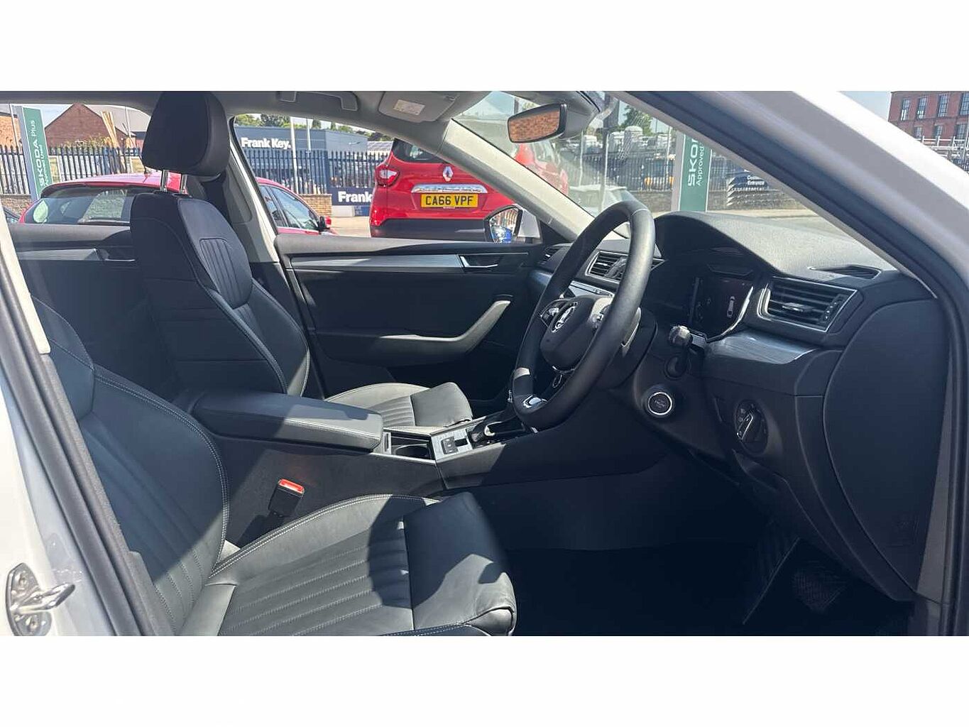 SKODA SUPERB 2.0 TDI CR SE Technology 5dr DSG