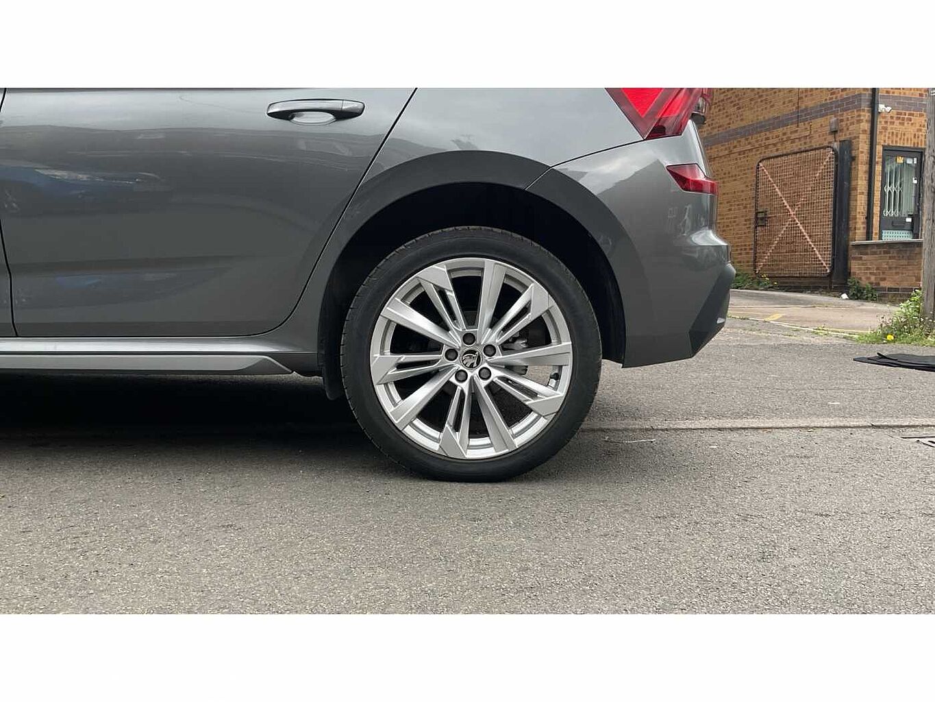 SKODA KAMIQ 1.0 TSI SE L 5dr
