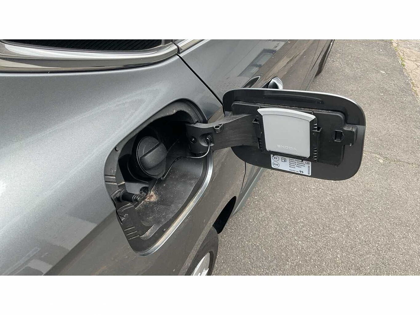 SKODA KAMIQ 1.0 TSI SE L 5dr