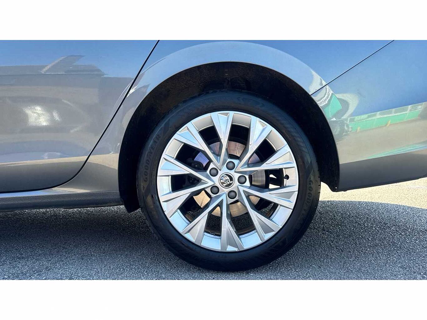 SKODA SUPERB 2.0 TDI 193 SE L 4X4 5dr DSG