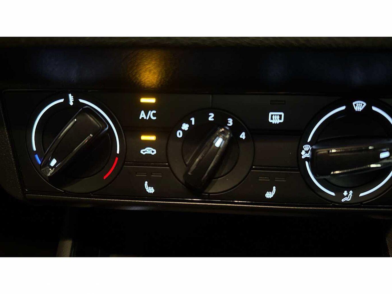 SKODA Kamiq 1.0 TSI (109ps) SE Drive SUV