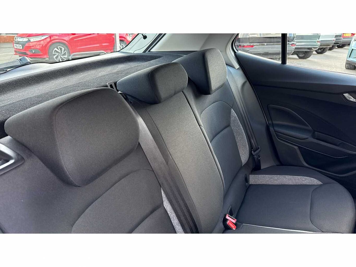 SKODA FABIA 1.0 MPI 80 SE Comfort 5dr