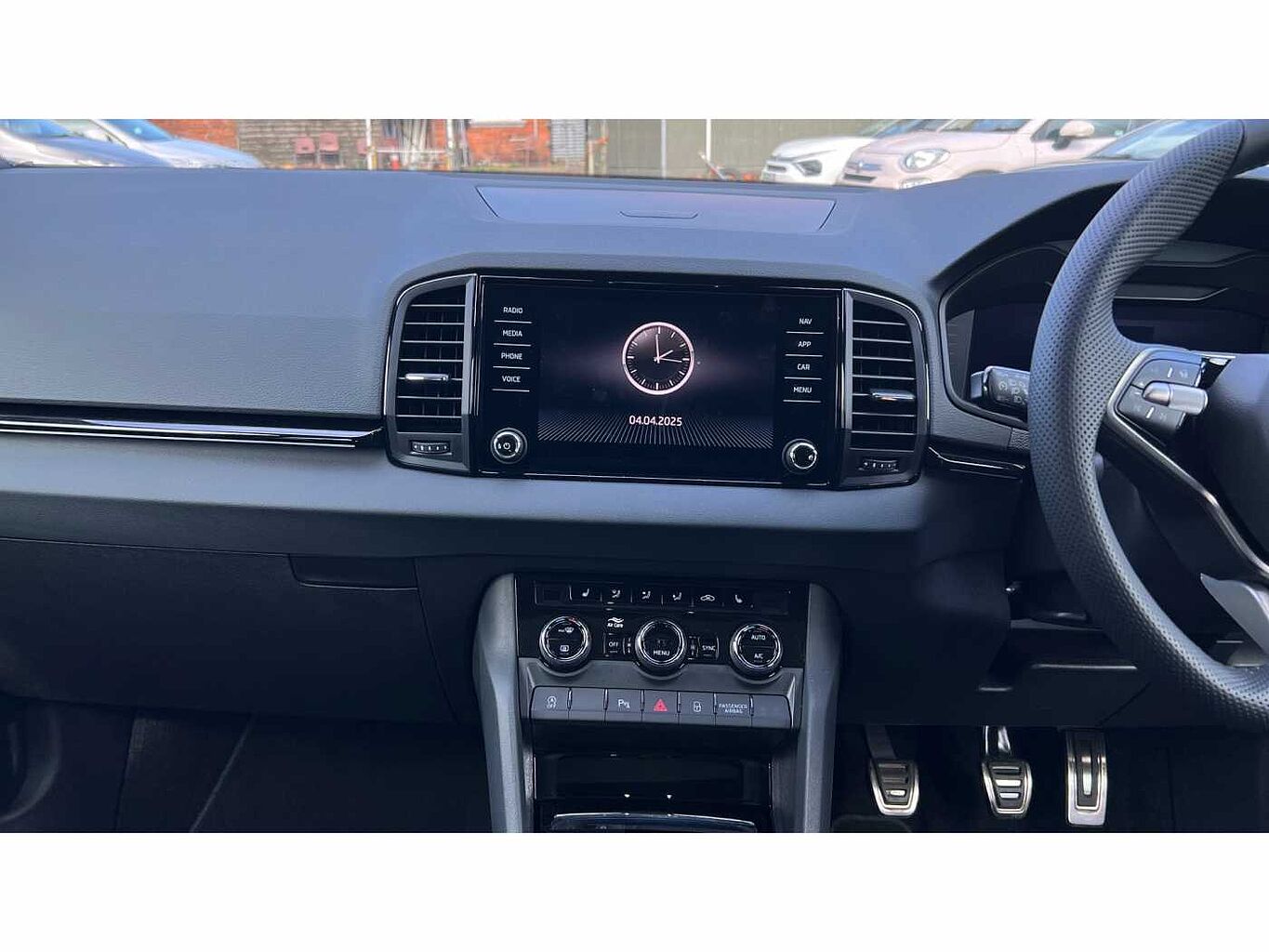 SKODA KAROQ 1.5 TSI Sportline 5dr