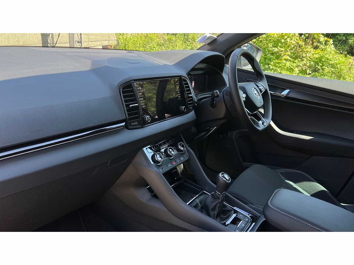 SKODA KAROQ 1.5 TSI Sportline 5dr