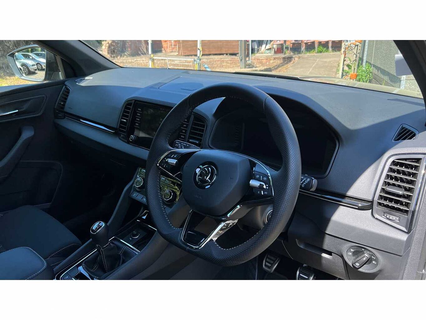 SKODA KAROQ 1.5 TSI Sportline 5dr