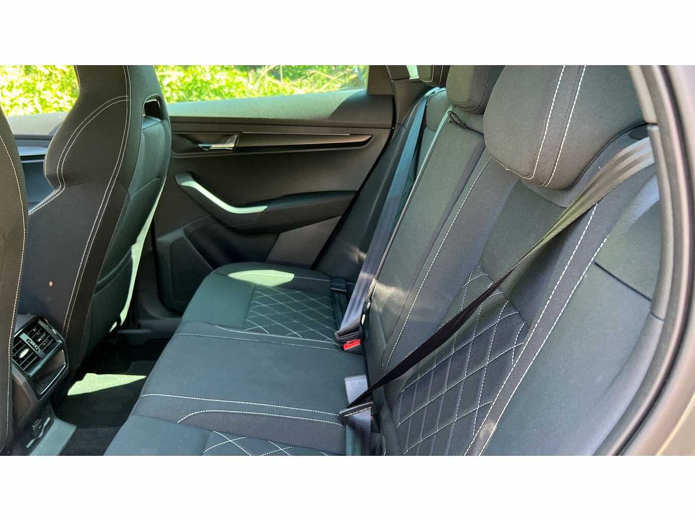 SKODA KAROQ 1.5 TSI Sportline 5dr
