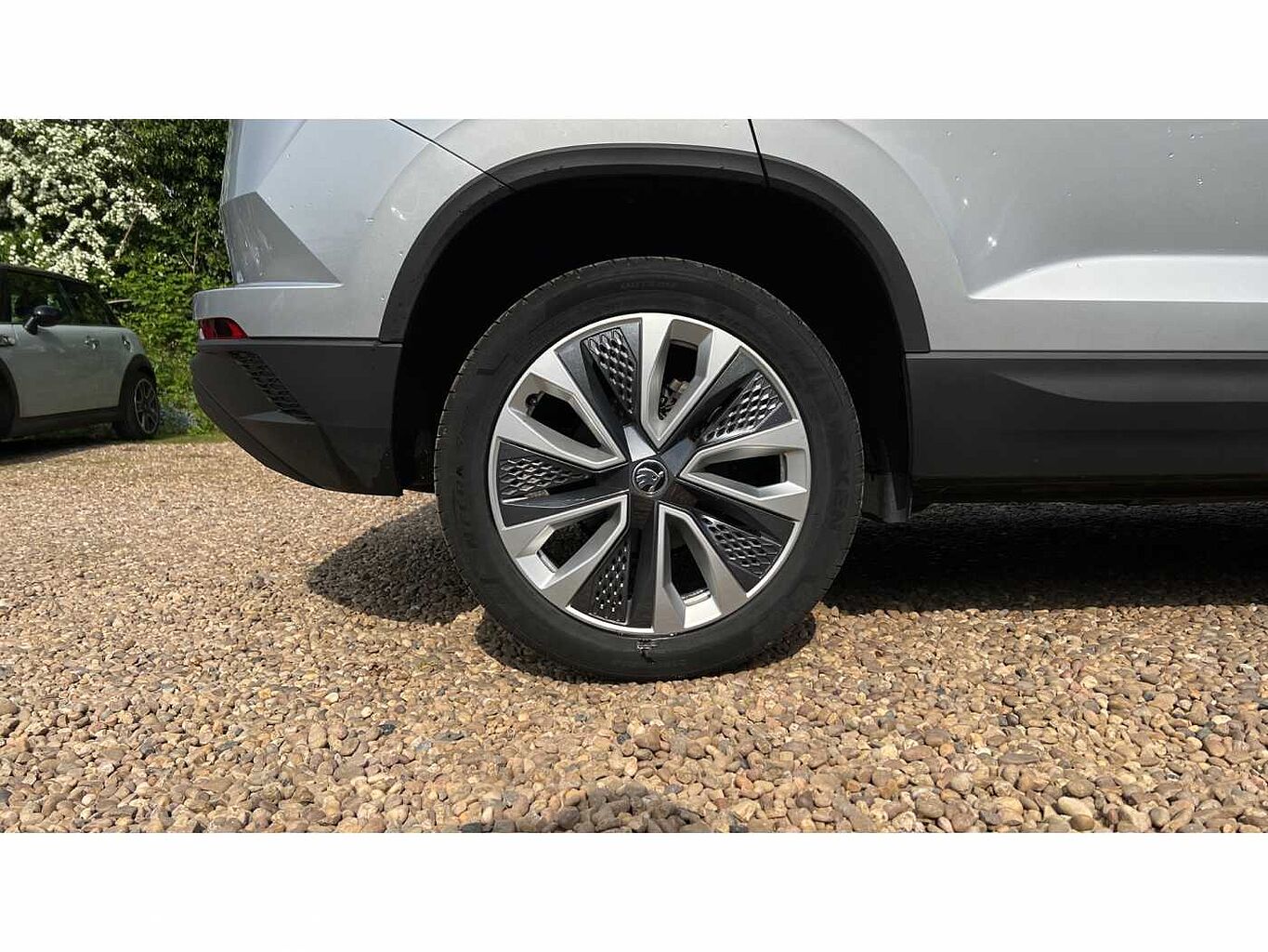 SKODA KAROQ 1.5 TSI SE L 5dr