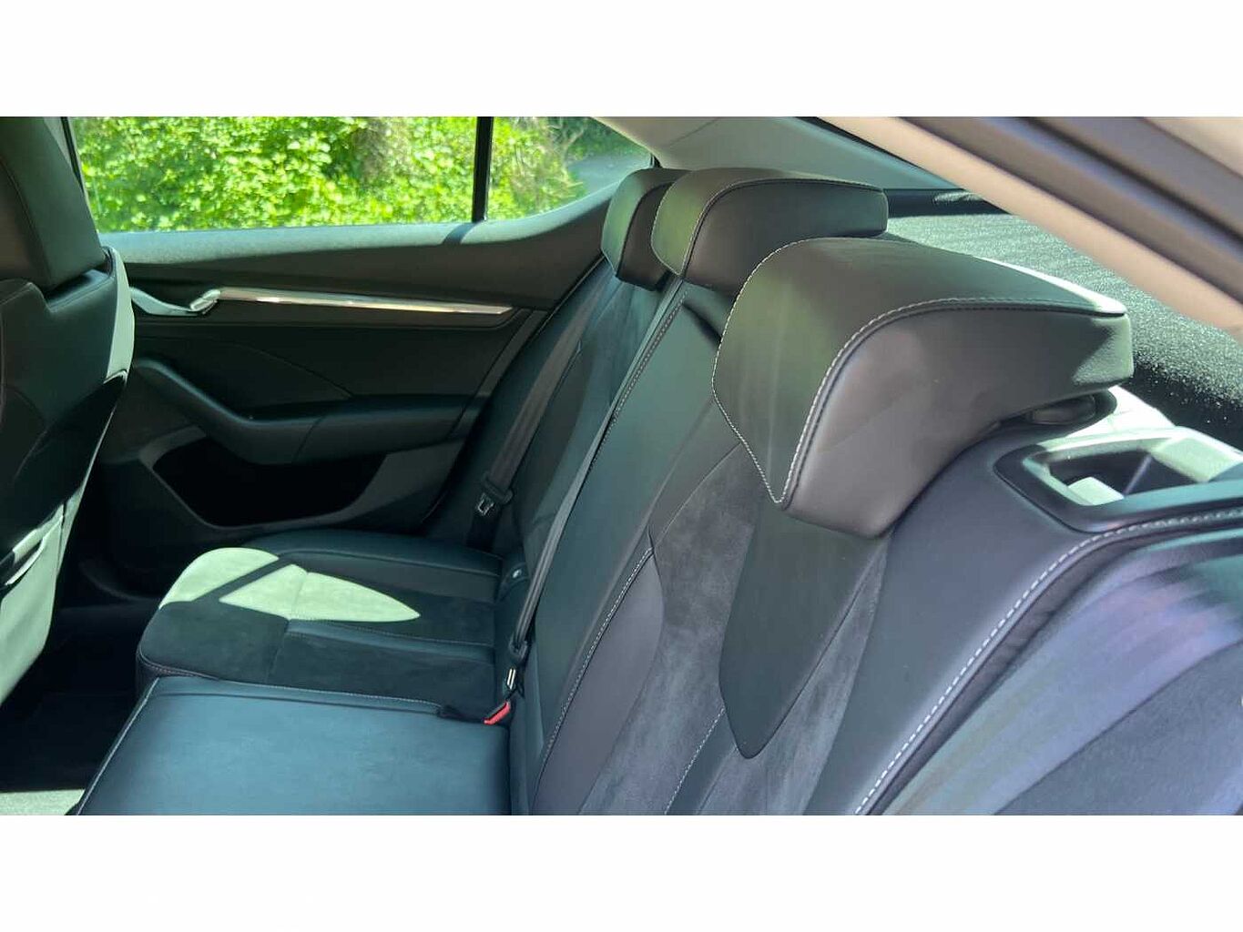 SKODA Octavia Hatchback 1.5 TSI ACT SE L (150PS)