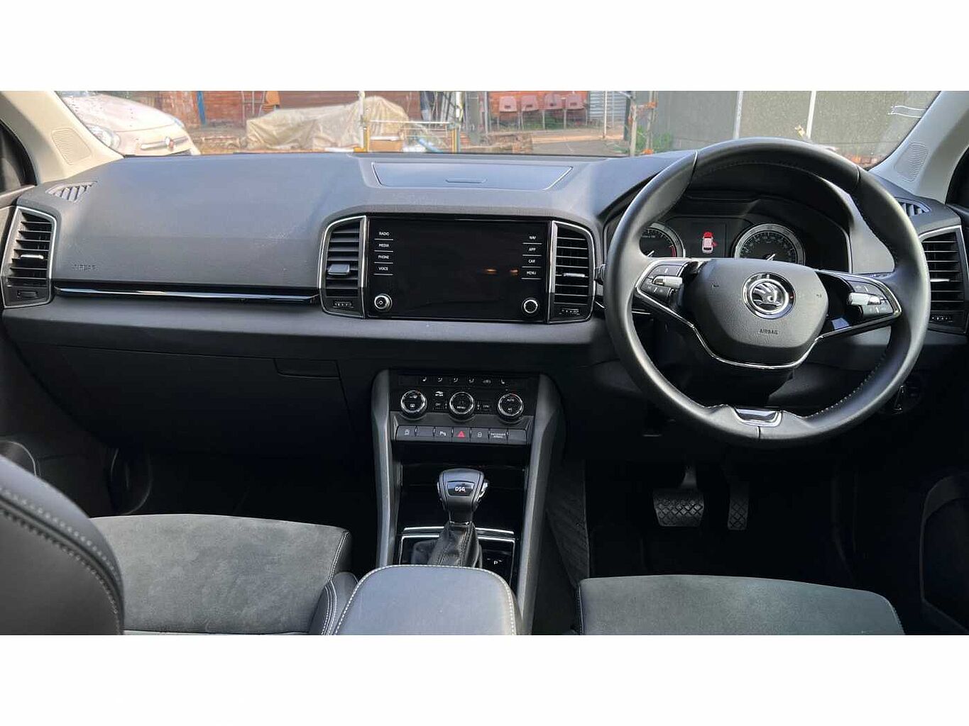 SKODA Karoq SUV 1.5 TSI (150ps) SE L ACT DSG